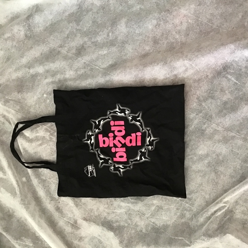 Tote bag